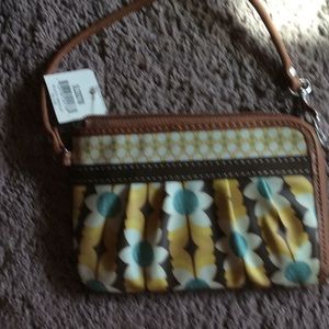 Fossil women’s wristlet